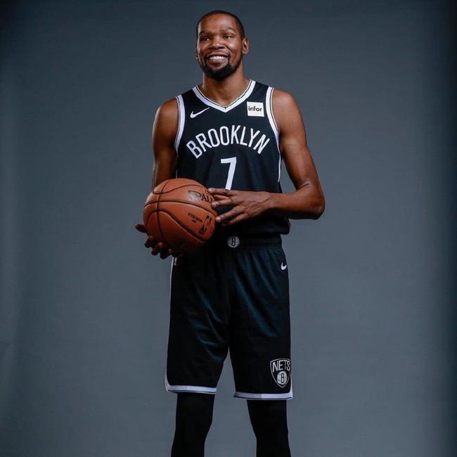 在这场湖人 在这场湖人